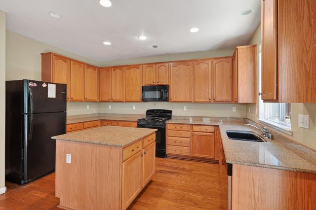 1305 Derby Dr, Merced, CA 95348