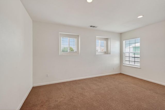 1305 Derby Dr, Merced, CA 95348