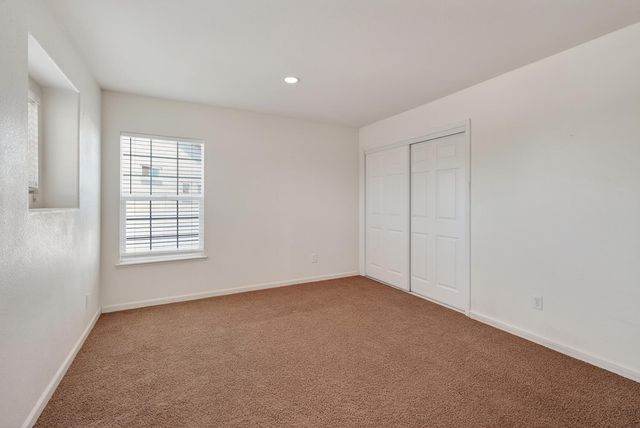 1305 Derby Dr, Merced, CA 95348