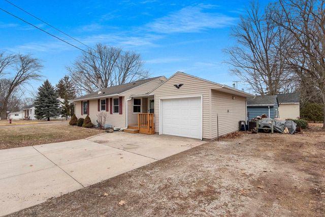 325 ELM STREET, Denmark, WI 54208