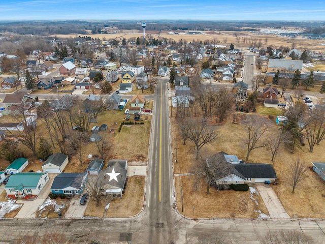 325 ELM STREET, Denmark, WI 54208