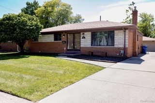 31017 Regal Drive, Warren, MI 48088