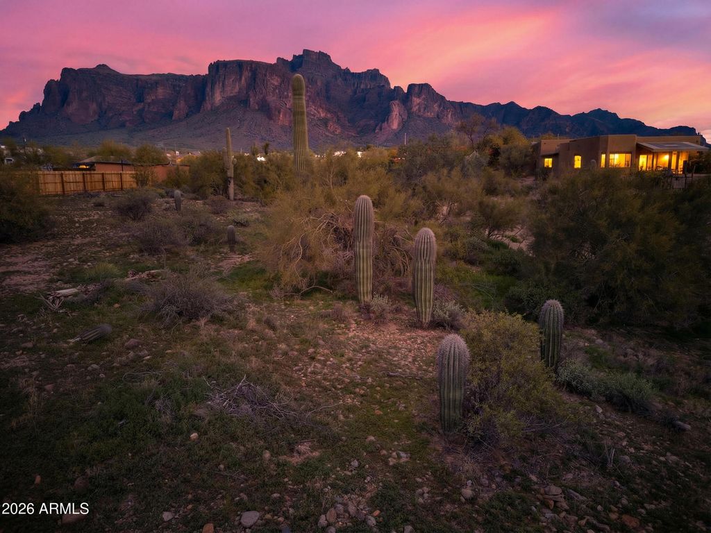 4924 E ROUNDUP Street 1 (A), Apache Junction, AZ 85119 — exterior