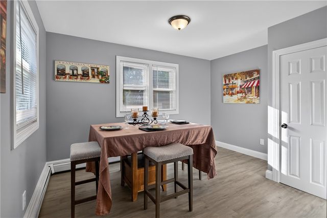 37 Lincoln Avenue, Warwick, RI 02888