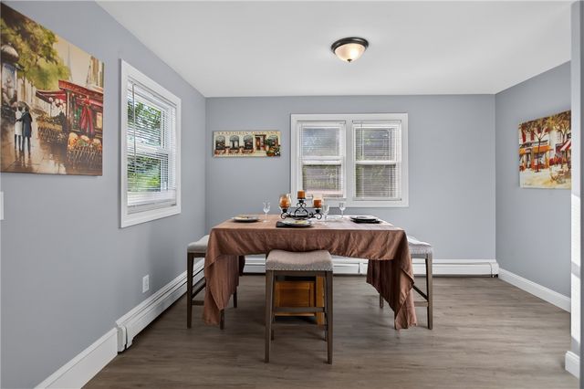 37 Lincoln Avenue, Warwick, RI 02888