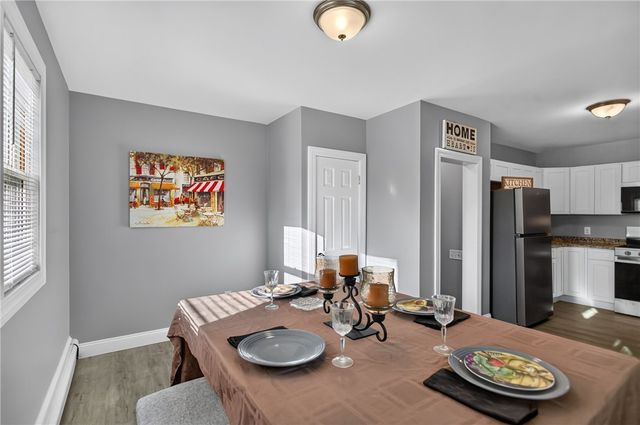 37 Lincoln Avenue, Warwick, RI 02888