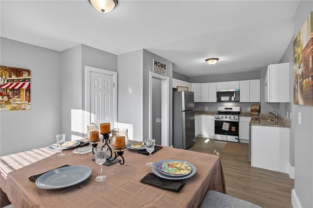 37 Lincoln Avenue, Warwick, RI 02888