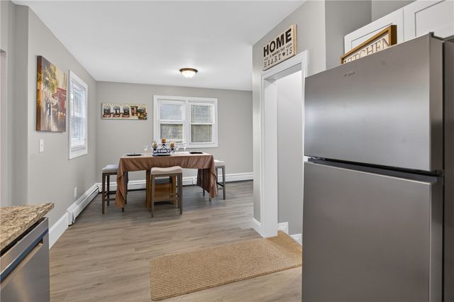 37 Lincoln Avenue, Warwick, RI 02888
