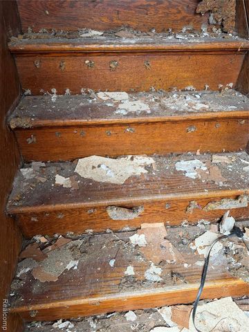 73 Grove Street, Highland Park, MI 48203