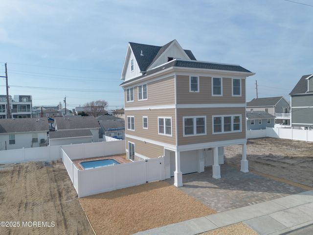 205 Dewey Drive, Ortley Beach, NJ 08751