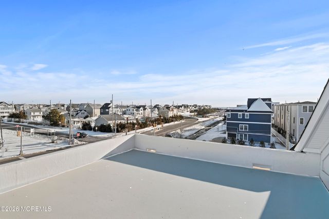 205 Dewey Drive, Ortley Beach, NJ 08751