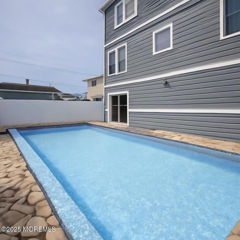205 Dewey Drive, Ortley Beach, NJ 08751