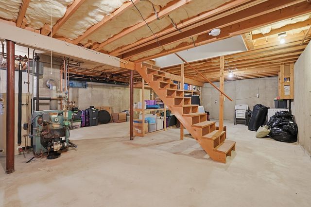 124 Haywood Drive, East Brookfield, MA 01515