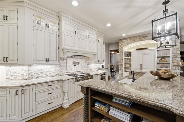 210 Etowah Landing, Ball Ground, GA 30107