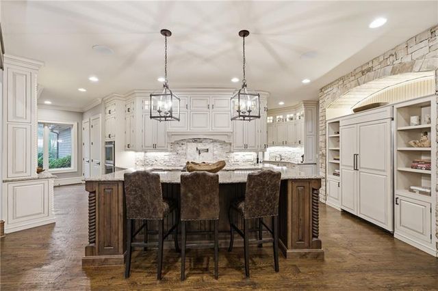 210 Etowah Landing, Ball Ground, GA 30107