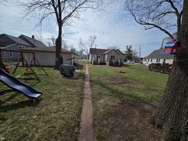 170 W Maple Street, Coal City, IL 60416