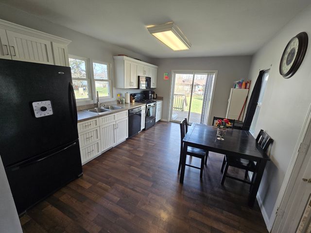 170 W Maple Street, Coal City, IL 60416