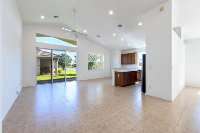 754 Aberfoyle Avenue, Fort Pierce, FL 34947