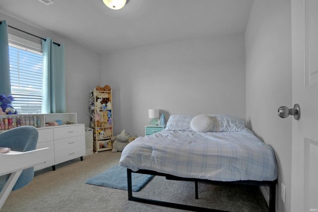 4997 White Chapel Drive, Newburgh, IN 47630