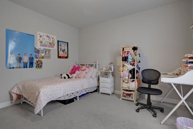 4997 White Chapel Drive, Newburgh, IN 47630