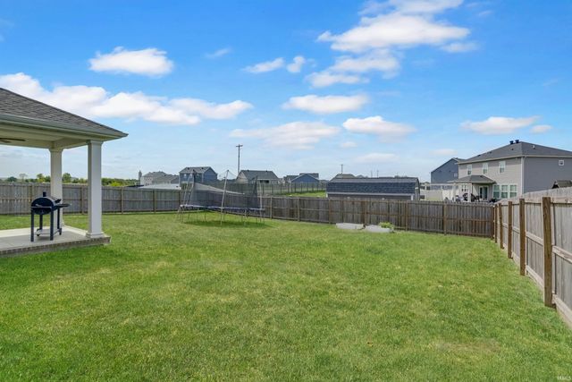 4997 White Chapel Drive, Newburgh, IN 47630