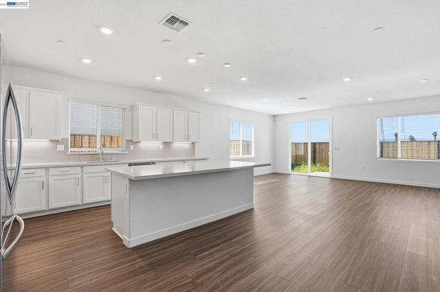 1016 Bluebell Circle, Discovery Bay, CA 94505