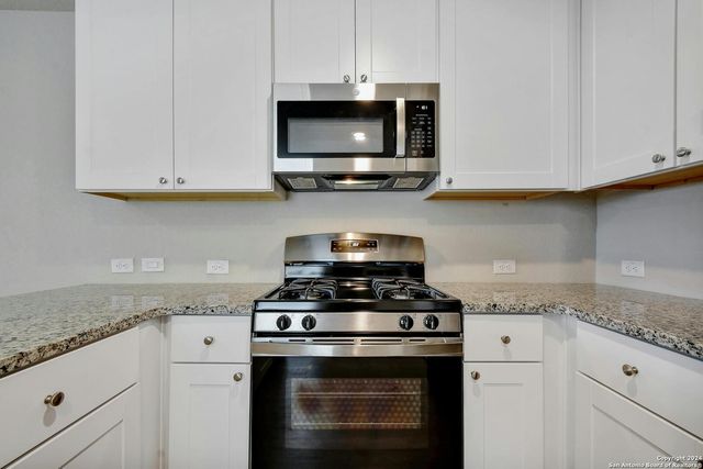 4250 THALWEG WAY, San Antonio, TX 78223