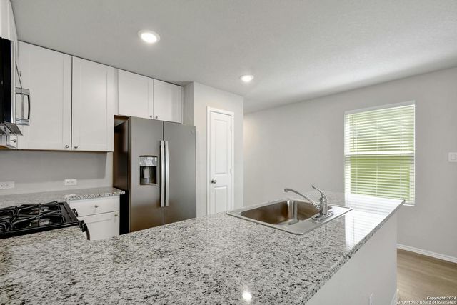 4250 THALWEG WAY, San Antonio, TX 78223