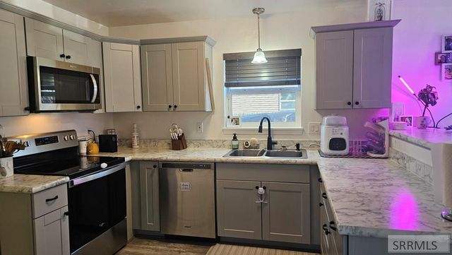 443 E 22nd Street, Idaho Falls, ID 83404