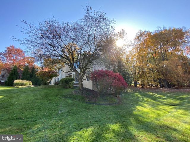 17 JONATHAN MORRIS CIR, Media, PA 19063