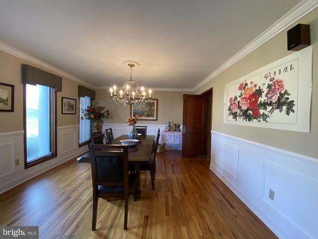 17 JONATHAN MORRIS CIR, Media, PA 19063