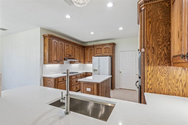 5224 Winterberry Court, Fort Worth, TX 76244