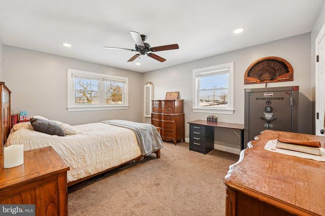 1170 CRESSMAN RD, Schwenksville, PA 19473