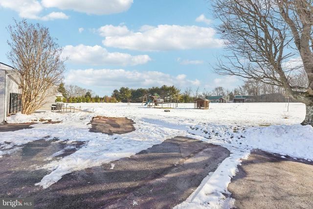 1170 CRESSMAN RD, Schwenksville, PA 19473