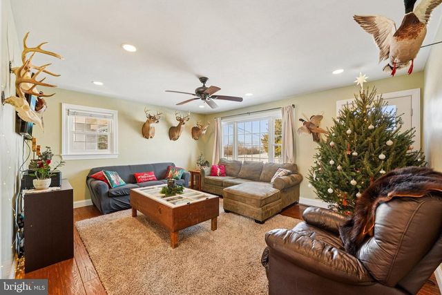 1170 CRESSMAN RD, Schwenksville, PA 19473