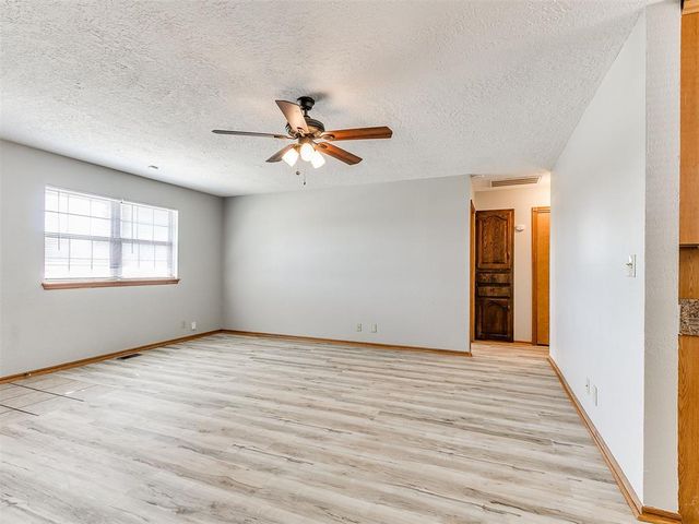 1200 N Crawford Avenue, Norman, OK 73069