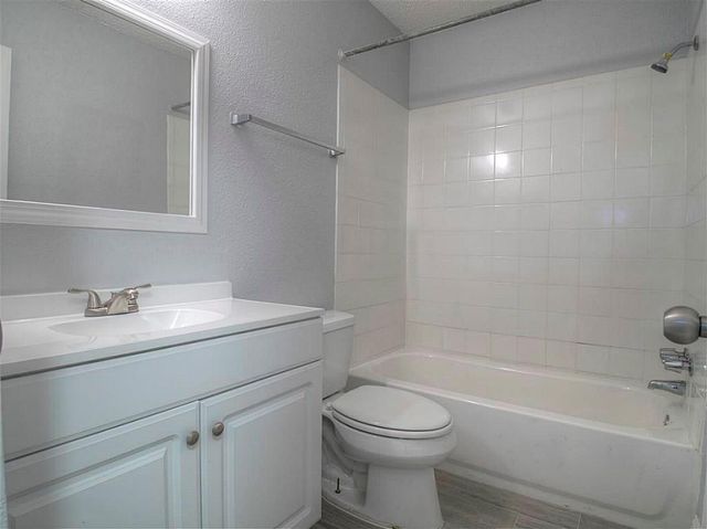 10734 Parkland Woods, Sugar Land, TX 77498