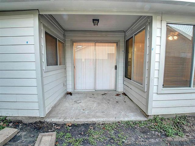 10734 Parkland Woods, Sugar Land, TX 77498