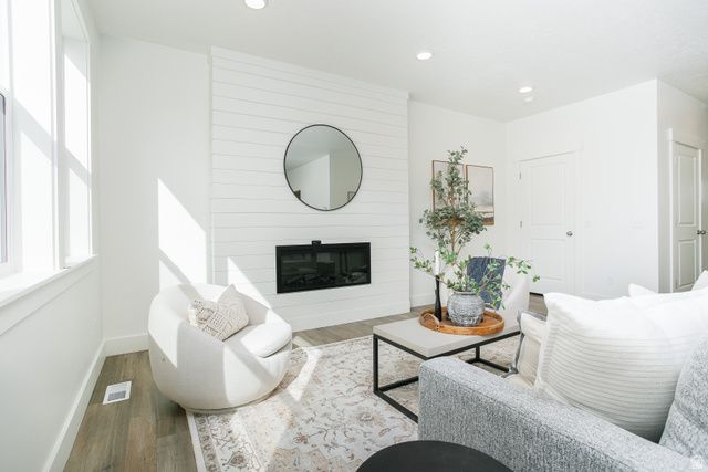 795 N BROOK AVE, Tooele, UT 84074