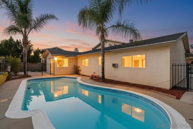 2041 Ardath Ave, Escondido, CA 92027