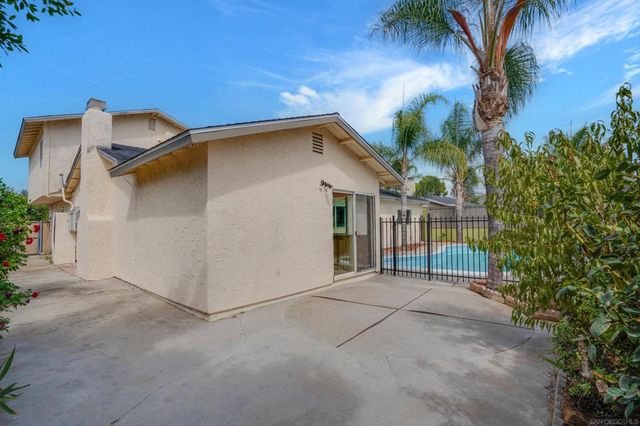 2041 Ardath Ave, Escondido, CA 92027