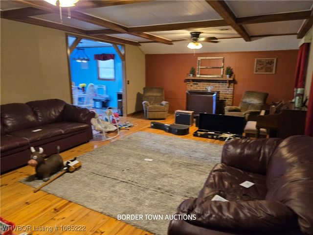 106438 4757 Road, Muldrow, OK 74948