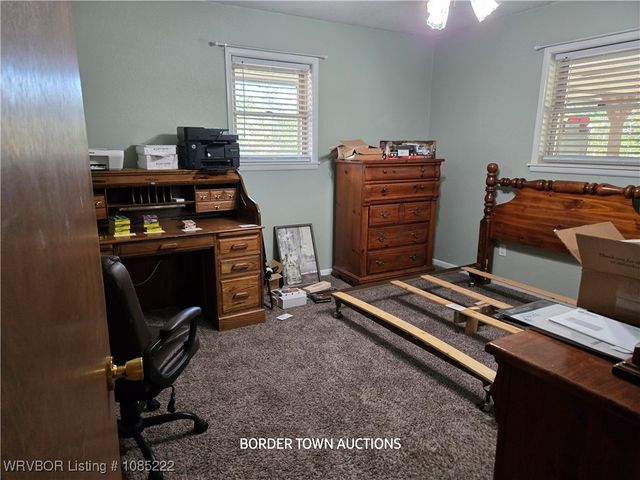 106438 4757 Road, Muldrow, OK 74948