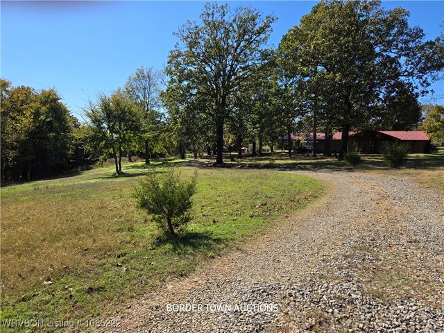 106438 4757 Road, Muldrow, OK 74948