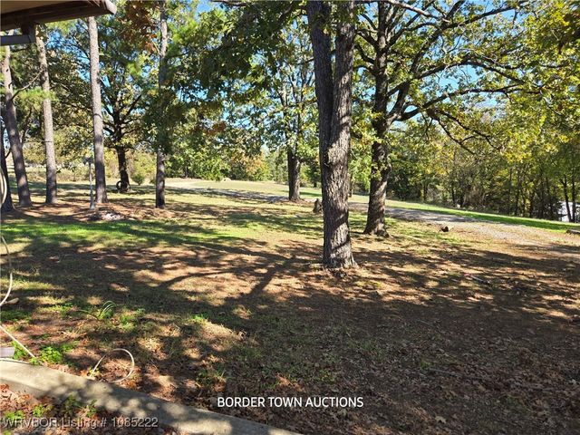 106438 4757 Road, Muldrow, OK 74948