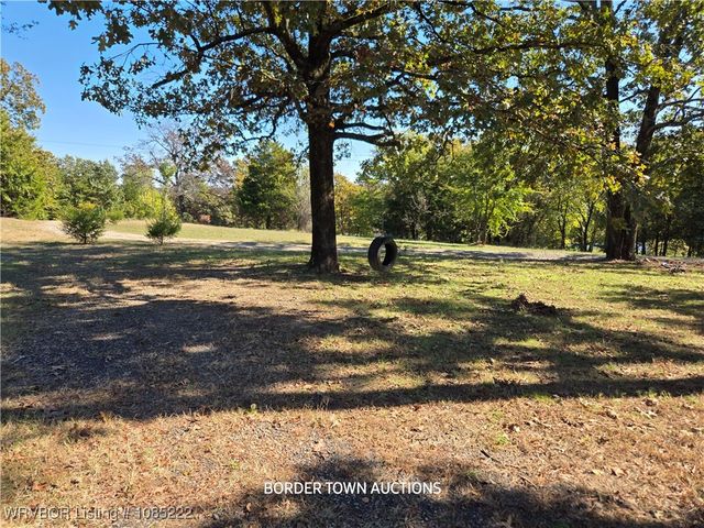 106438 4757 Road, Muldrow, OK 74948