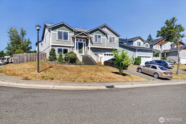 18318 13th Avenue Ct E, Spanaway, WA 98387