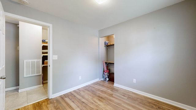 105 Newell Ave, Old Hickory, TN 37138