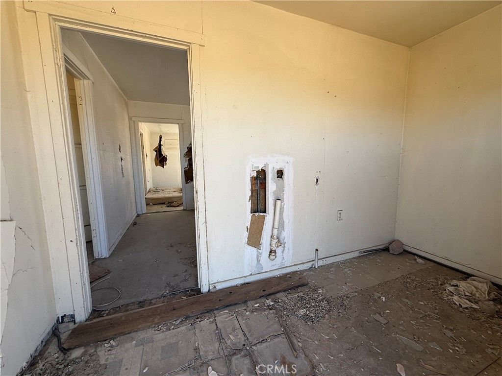 Image 13 of property listing at 82317 5th Street, Trona, CA 93562
