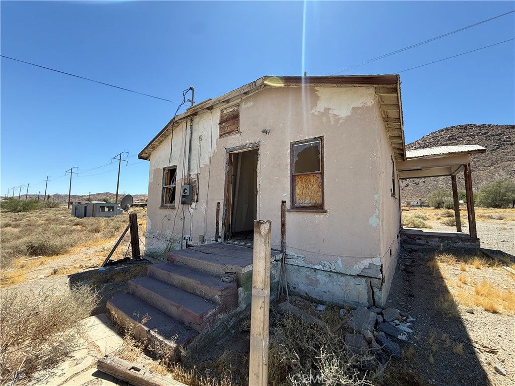 Image 15 of property listing at 82317 5th Street, Trona, CA 93562